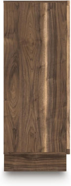 Signature Design by Ashley Darcalli Casual 5-Drawer Wide Chest with Easy Glide and Safety Stop for Bedroom, Light Brown