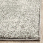 SAFAVIEH Evoke Collection Area Rug - 6'7" Square, Silver & Ivory, Distressed Design, Non-Shedding & Easy to Clean, Ideal for Living Room, Bedroom, Dining Space (EVK256S)