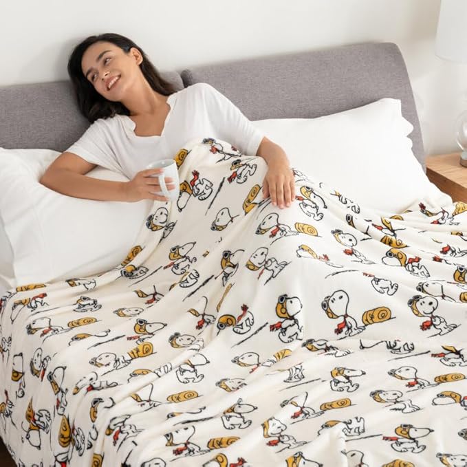 Berkshire Blanket Peanuts® VelvetLoft® Cute Character Snoopy Plush Blanket,The Flying Ace,Full/Queen 90 in x 90 in (Official Peanuts® Product)
