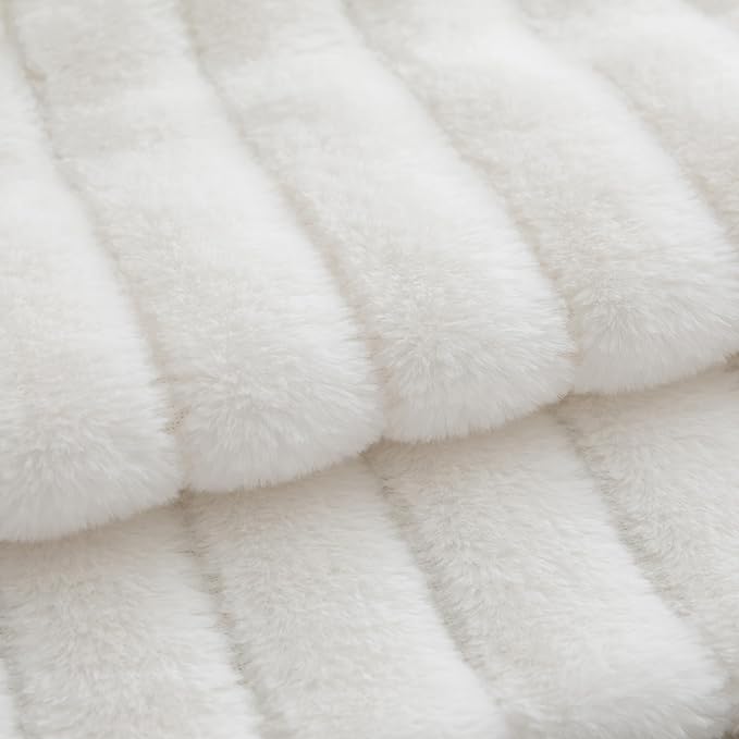 Pack of 2 Faux Fur Throw Pillow Covers 18x18 Inch Striped Decorative Soft Plush Couch Pillow Case Home Decor for Bed, Sofa, Living Room Cream White