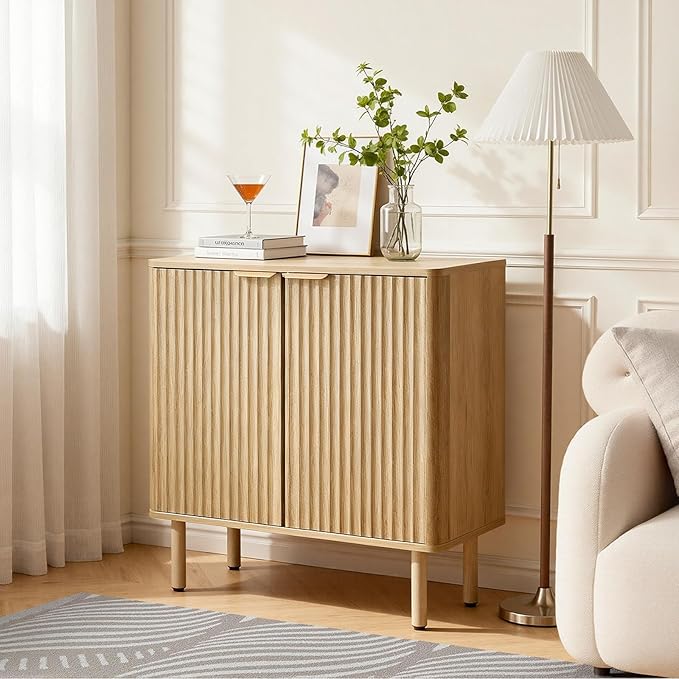 VEVOR Fluted Cabinet, Buffet Cabinet with 2-Tier Storage, Coffee Bar Cabinet with Adjustable Shelves, Sideboard Buffet for Hallway, Entryway, Living Room, or Kitchen, Oak