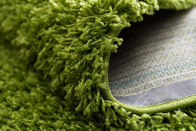 Unique Loom Solid Shag Collection Area Rug (6' 1" x 9' Rectangle, Grass Green)