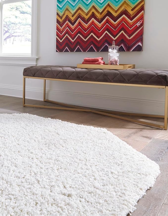 Unique Loom Solid Shag Collection Area Rug (6' 1" Octagon, Snow White)