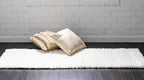 Unique Loom Solid Shag Collection Area Rug (2' 6" x 19' 8" Runner, Snow White)