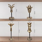 Handcrafted Resin Sculpture (Giraffe - Modern Home Decor Accent, Trending Living Room & Office Decor, Elegant Tabletop & Shelf Decor for Desk, Bookshelf, Nightstand - Unique Gift Idea