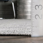 nuLOOM 2' x 3' Outdoor Tribal Geometric Area Rug, Stain Resistant, Weather Resistant, High Traffic, Patio, Balcony, Outside, Ranya Light Grey