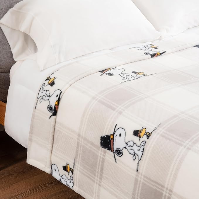Berkshire Blanket Peanuts® VelvetLoft® Cute Character Snoopy Plush Blanket,Lakeside Plaid Harvest Snoopy and Woodstock Grey,Twin 60 in x 90 in (Official Peanuts® Product)