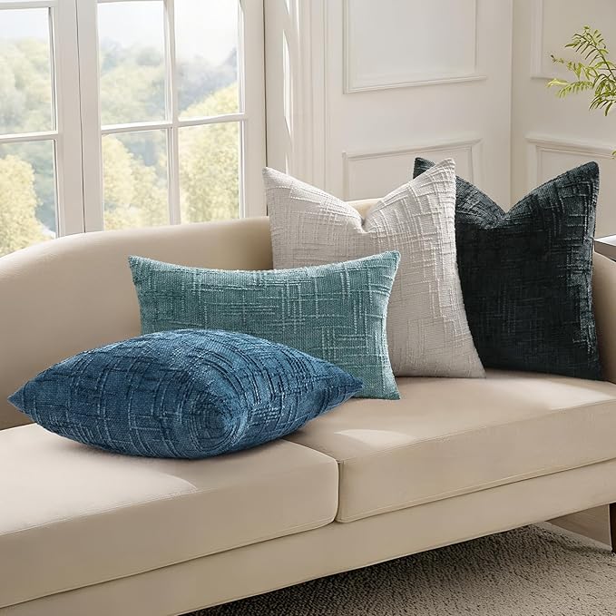 decorUhome Black Chenille Throw Pillow Covers 18x18 Set of 2 Thick Textured Slubby Couch Pillow Covers Farmhouse Accent Modern Neutral Decorative Pillow Cases for Bed Sofa Living Room