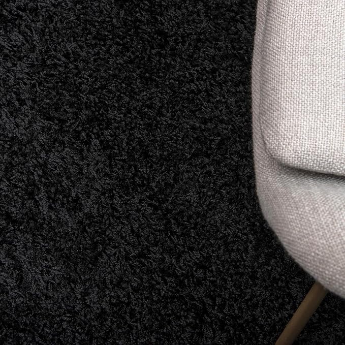 Unique Loom Solid Shag Collection Area Rug (7' 1" Round, Jet Black)
