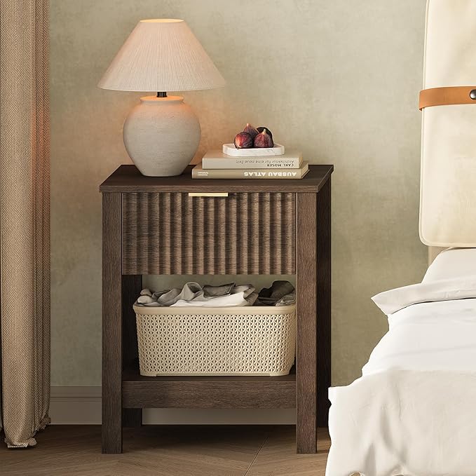 Fluted Night Stand with Golden Handle,Mid-Century Nightstands with Drawer,Modern Bedside Table with Storage Shelf,Large End Tables for Livingroom,Bed Side Tables for Bedroom,Walnut