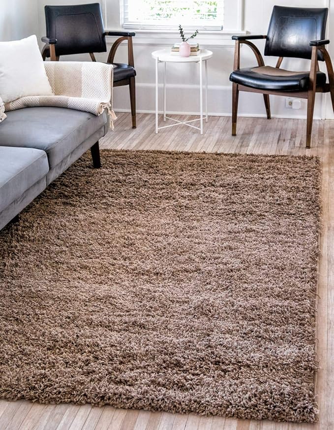 Unique Loom Solid Shag Collection Area Rug (4' 1" x 6' 1" Rectangle, Sandy Brown)