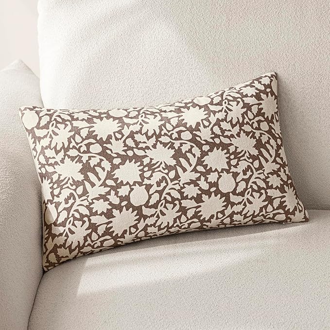 Foindtower Set of 2 Decorative Neutral Floral Lumbar Throw Pillow Covers Accent Farmhouse Cushion Covers Boho Vintage Pillowcase for Couch Sofa Bedroom Living Room Home Decor,12×20 Inch,Brown