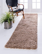 Unique Loom Solid Shag Collection Area Rug (2' 7" x 10' Runner, Sandy Brown)