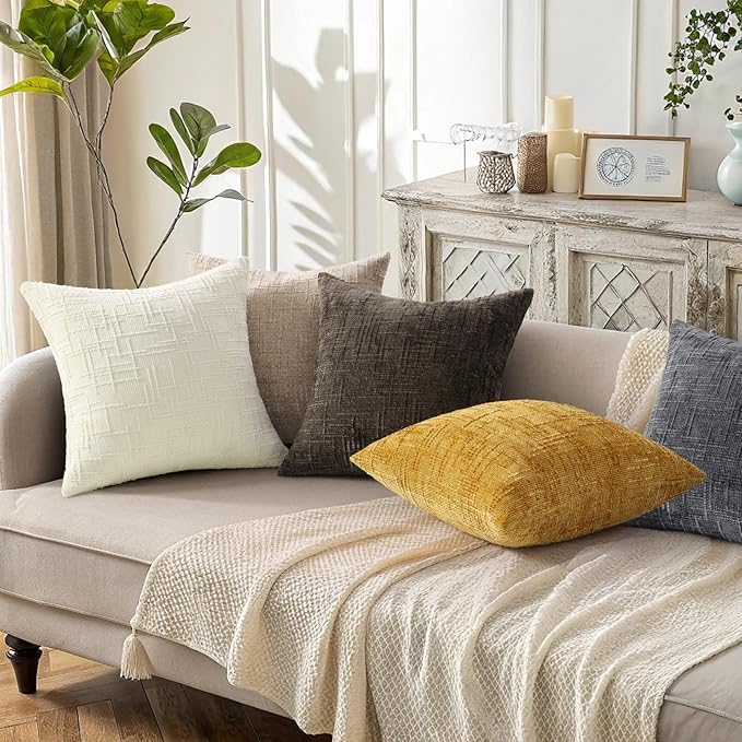 decorUhome Fall Oatmeal Chenille Throw Pillow Covers 20x20 Set of 2 Thick Textured Slubby Couch Pillow Covers Farmhouse Accent Modern Neutral Decorative Pillow Cases for Bed Sofa Living Room