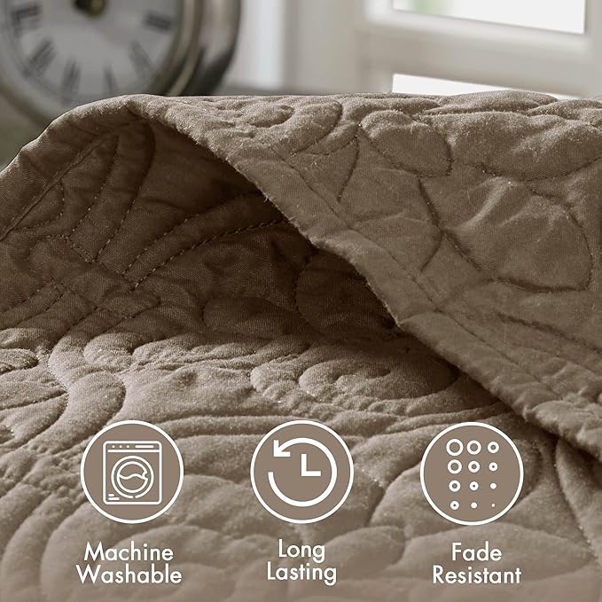 Madison Park Quebec Reversible Quilt Set Damask Design, Double Sided Stitching All Season, Lightweight Bedspread Bedding Set, Matching Sham, Khaki, King(120"x118") 3 Piece