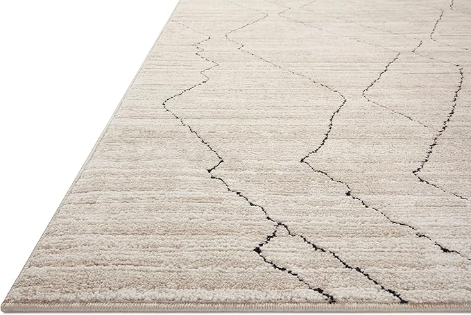 Loloi Darby Collection DAR-03 Sand/Charcoal 5'-3" x 7'-6" Area Rug