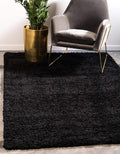 Unique Loom Solid Shag Collection Area Rug (6' 1" x 9' Rectangle, Jet Black)