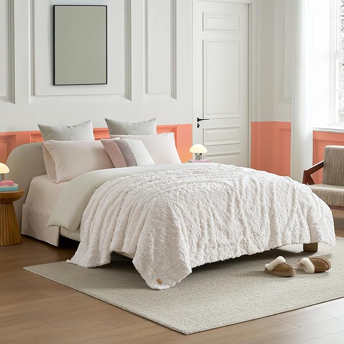 UGG Faux Fur King Blanket, Double-Sided Fluffy Blanket, Cozy Oversized Throw for Couch, Washable Bedding for California King Bed, Luxury Home Decor, 110" x 90", Natural White (Adalee)