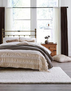 Unique Loom Solid Shag Collection Area Rug (3' 3" x 5' 3" Rectangle, Snow White)