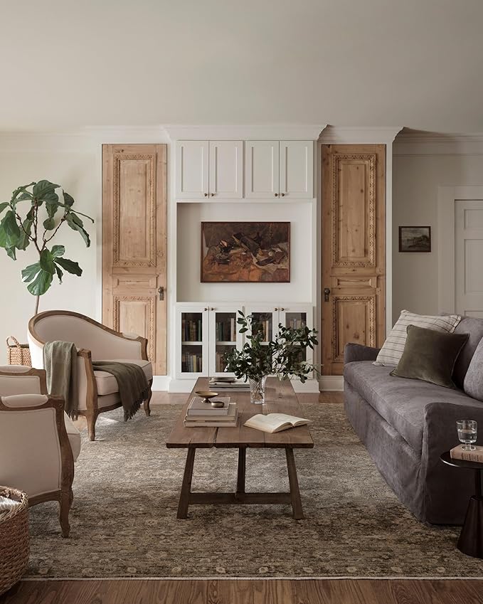 Loloi Magnolia Home by Joanna Gaines Junie Collection JUE-06 Lagoon/Natural 7'-10" x 7'-10", .38" Pile Height, Round Area Rug