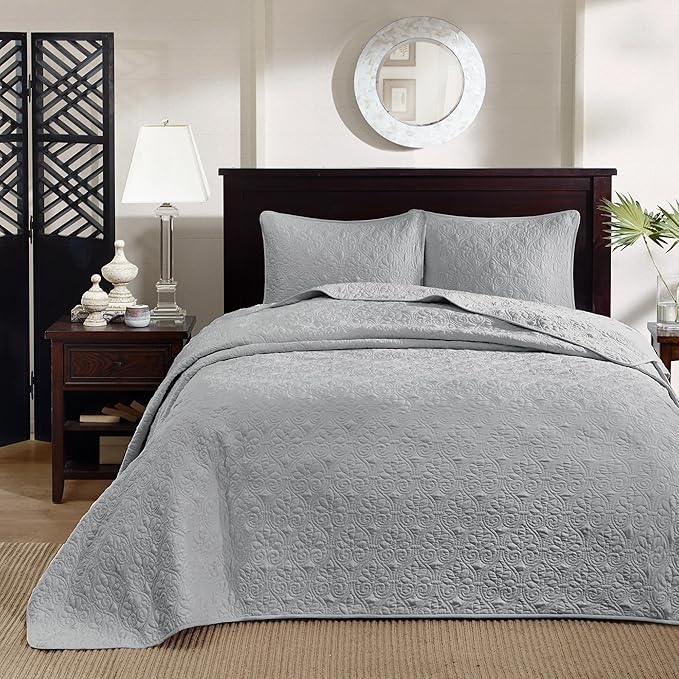 Madison Park Quebec King Size Quilt Bedding Set - Grey , Damask – 3 Piece Bedding Quilt Coverlets – Ultra Soft Microfiber Bed Quilts Quilted Coverlet
