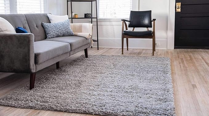 Unique Loom Solid Shag Collection Area Rug (2' 2" x 3' 1" Rectangle, Cloud Gray)