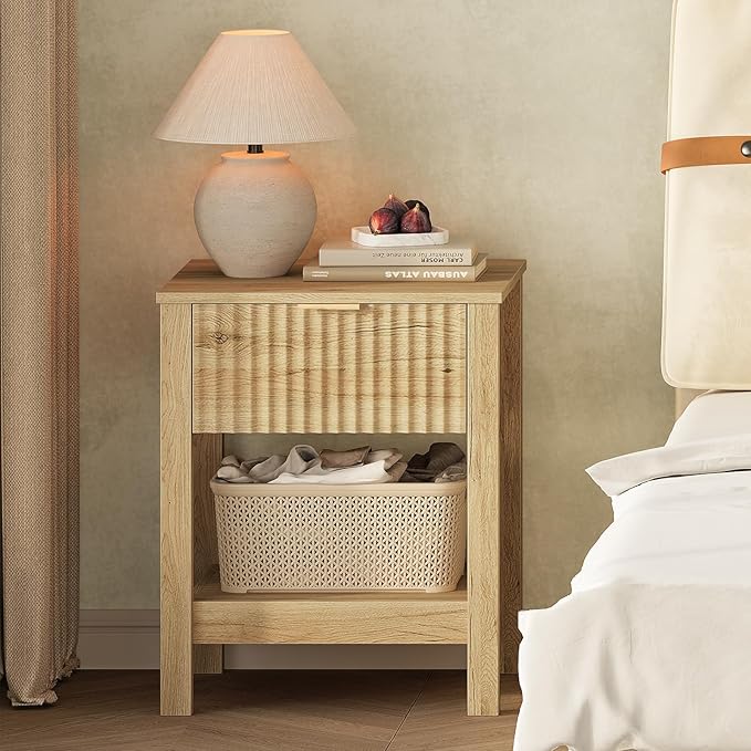 Fluted Night Stand with Golden Handle,Mid-Century Nightstands with Drawer,Modern Bedside Table with Storage Shelf,Large End Tables for Livingroom,Bed Side Tables for Bedroom,Natural Oak