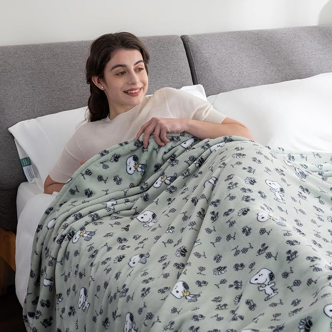 Berkshire Blanket Peanuts® VelvetLoft® Cute Character Snoopy Plush Blanket,Peanuts Snoopy & Woodstock New Flower and Bees Sage,Twin 60 in x 90 in (Official Peanuts® Product)