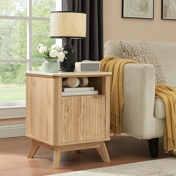 QUW Fluted Nightstands Set of 2 with Charging Station, 18" Modern Side Table, Wooden Bedside Table with Faux Marble Top, Open Storage, Cabinet, End Table for Bedroom, Living Room, Natural Oak