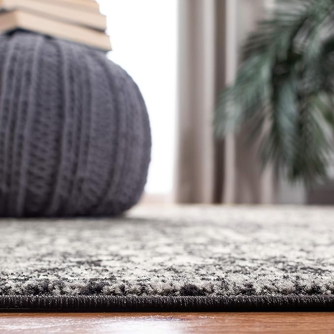 SAFAVIEH Area Rug 9x12 - Evoke Collection - Large - Black & Grey, Distressed Design, Non-Shedding & Easy to Clean, Ideal for Living Room, Bedroom, Dining Space (EVK256R)
