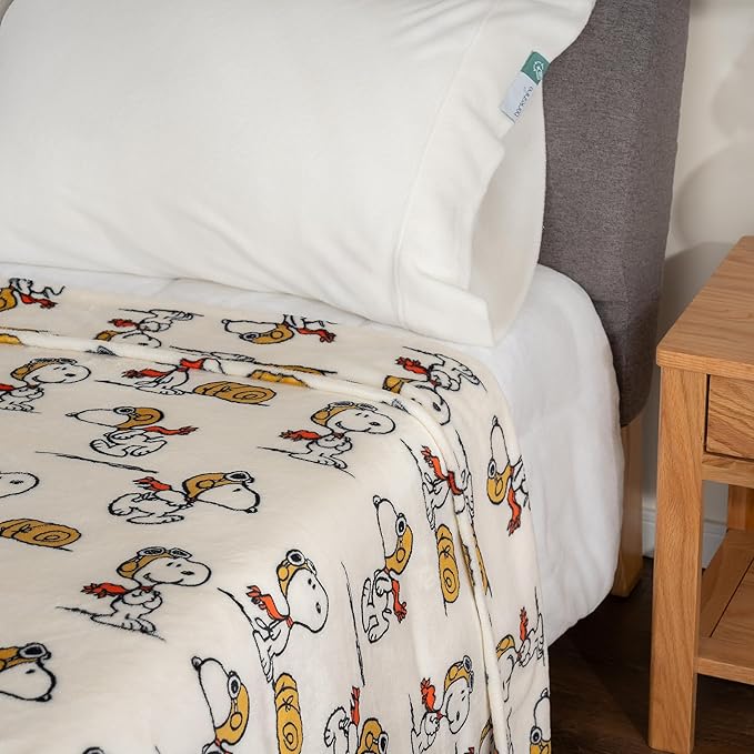 Berkshire Blanket Peanuts® VelvetLoft® Cute Character Snoopy Plush Blanket,The Flying Ace,Full/Queen 90 in x 90 in (Official Peanuts® Product)
