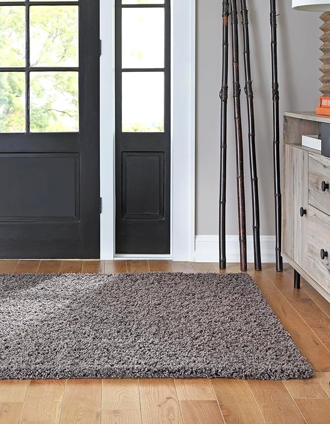 Unique Loom Solid Shag Collection Area Rug (5' 1" x 8' Rectangle Graphite Gray)