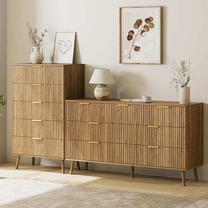 LYNSOM Fluted Dresser and Nightstand Sets 4 Piece, 2-Drawer Nightstands and 5/7 Drawers Dresser, Wood Bedroom Furniture Set for Home, Bedroom, Hallway, Natural Oak
