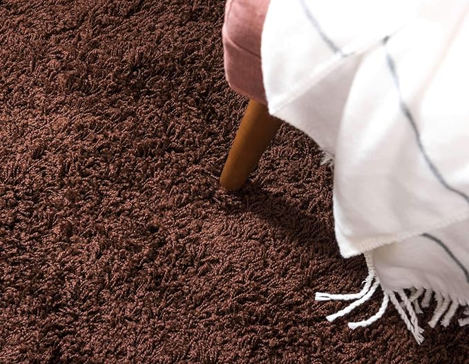 Unique Loom Solid Shag Collection Area Rug (10' x 13' Rectangle, Chocolate Brown)