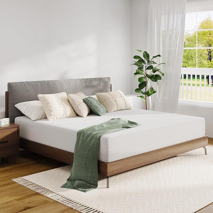 Novilla Full Size Mattress, 10 Inch Memory Foam Mattress Full for Balanced Support & Pressure Relief, Cooling Comfort for Nightlong Refreshment, CertiPUR-US Certified Mattress in a Box, Medium Firm