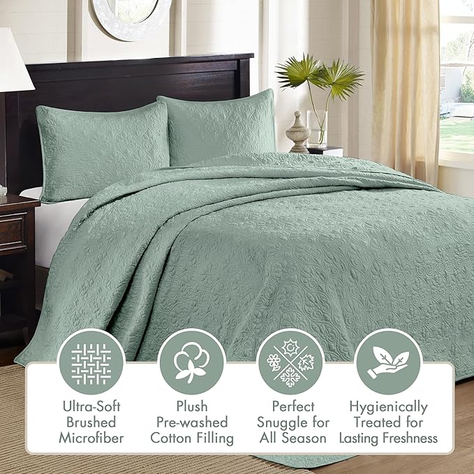 Madison Park Quebec Reversible Quilt Set Damask Design, Double Sided Stitching All Season, Lightweight Bedspread Bedding Set, Matching Sham, Seafoam, Queen(102"x118") 3 Piece