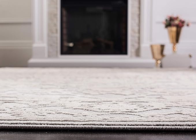 SAFAVIEH Reflection Collection Area Rug - 5'1" x 7'6", Light Grey & Cream, Non-Shedding & Easy Cleaning, Ideal for Living Room, Bedroom (RFT665C)