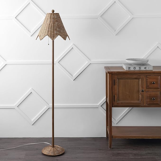 JONATHAN Y JYL5501A Tybee 60.5" Traditional Coastal Rattan Scalloped LED Floor Lamp Minimalist, Shabby Chic, Classic, Cottage, Bedroom, Living Room, Entryway, Office, Dining Room, Natural Brown