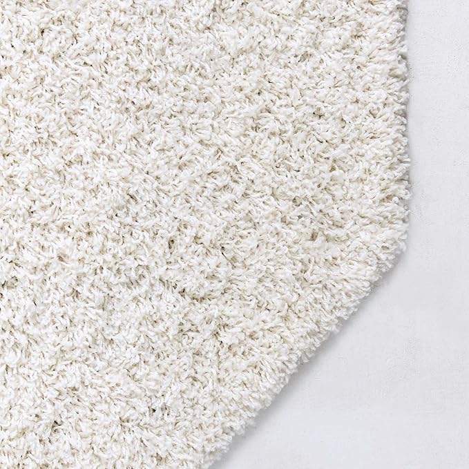 Unique Loom Solid Shag Collection Area Rug (6' 1" Octagon, Snow White)
