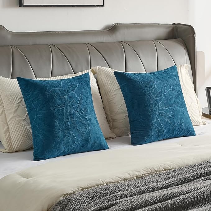 FUTEI Navy Blue Velvet Throw Pillow Covers 18x18 Inch Set of 2,Soft Embossed Leaf-Relief Textured Cushion Cases,Natural Home Decor for Couch Living Room
