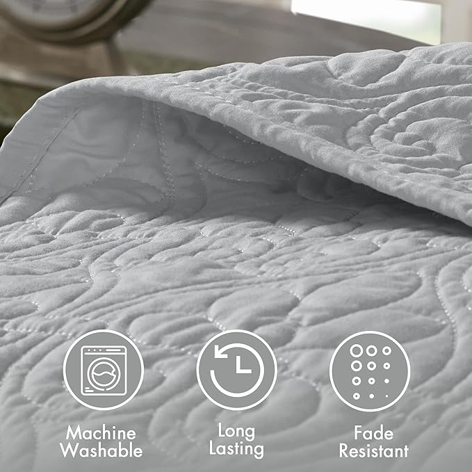 Madison Park Quebec King Size Quilt Bedding Set - Grey , Damask – 3 Piece Bedding Quilt Coverlets – Ultra Soft Microfiber Bed Quilts Quilted Coverlet