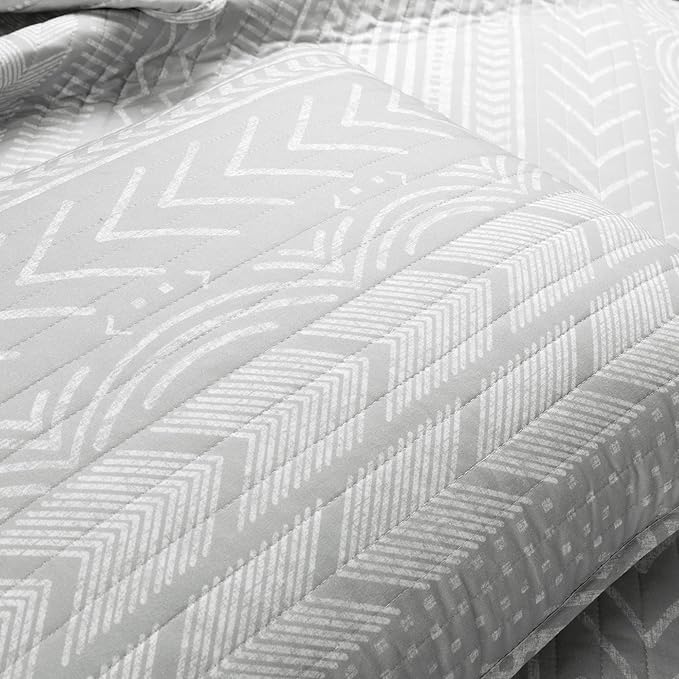 Lush Decor Hygge Geo Pattern Striped 3 Piece Quilt Bedding Set, King, Light Gray