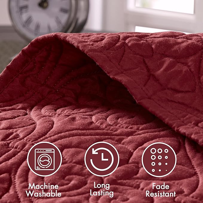 Madison Park Quebec King Size Quilt Bedding Set - Red , Damask – 3 Piece Bedding Quilt Coverlets – Ultra Soft Microfiber Bed Quilts Quilted Coverlet