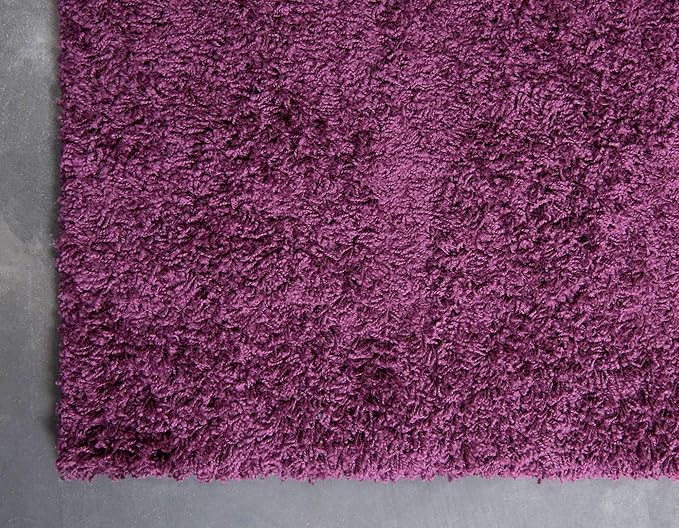 Unique Loom Solid Shag Collection Area Rug (6' 1" x 9' Rectangle, Eggplant Purple)