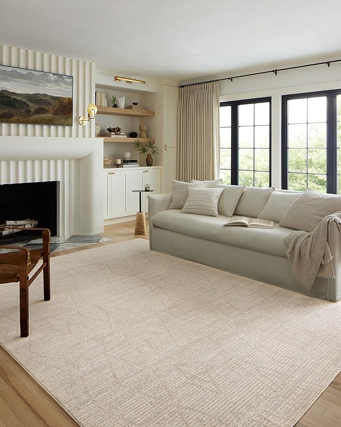 Loloi Kamala Collection KAM-03 Natural/Mist 4'-0" x 6'-0" Accent Rug