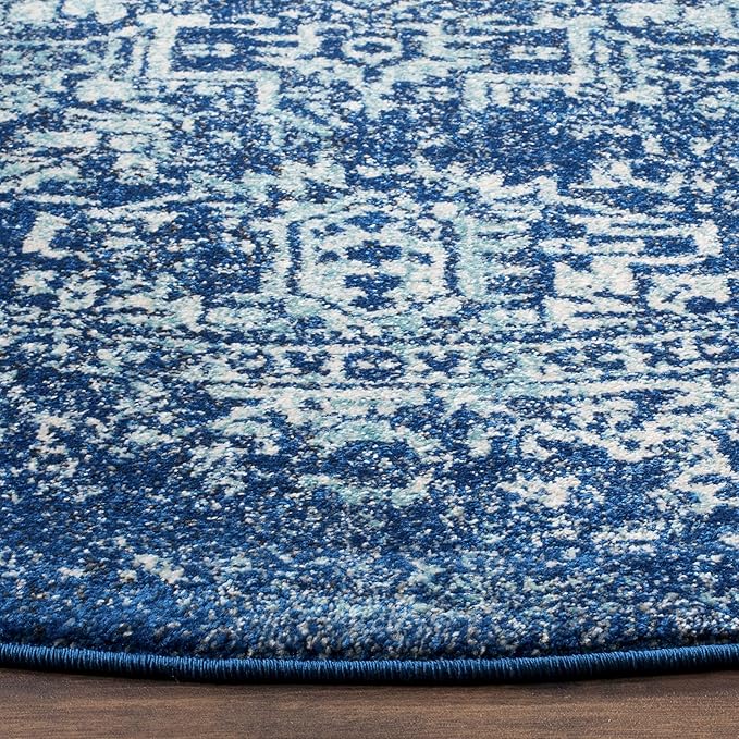 SAFAVIEH Evoke Collection Area Rug - 5'3" Round, Navy & Ivory, Distressed Design, Non-Shedding & Easy to Clean, Ideal for Living Room, Bedroom, Dining Space (EVK256A)