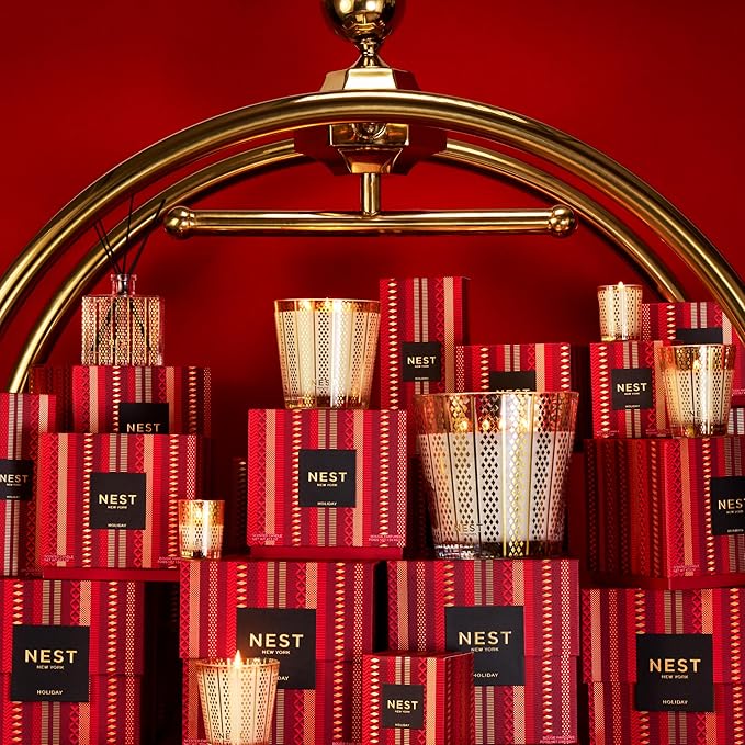 NEST New York Scented Classic Christmas Candle, Holiday - 8.1 oz - Up to 60-Hour Burn Time - Reusable Glass Vessel
