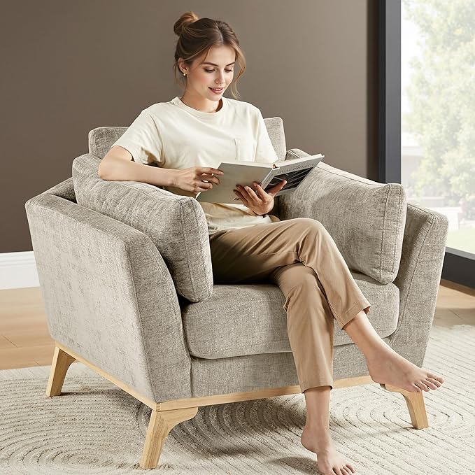 VANOMi Large-Sized Accent Chair, Thick Cushion Bedroom Reading Chair, Comfortable Living Room Single Sofa, Chenille Camel