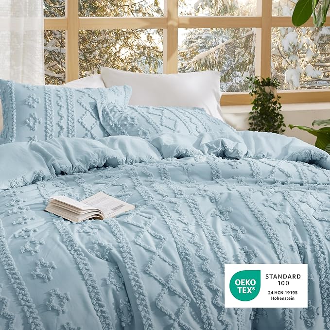 Bedsure Tufted Boho Comforter Set Full Size - Light Blue Boho Bed Set, GentleSoft™ 3 Pieces Farmhouse Shabby Chic Embroidery Bedding, Gifts for Woman, Soft Jacquard Full Comforter for All Seasons