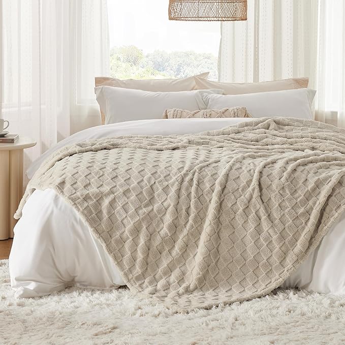 Bedsure GentleSoft Full Size Blankets for Bed Light Brown - Super Soft Cozy Fleece Blanket for Women Men Girls, Large Fuzzy Throws for Bedroom Decor, 84x90 Inches